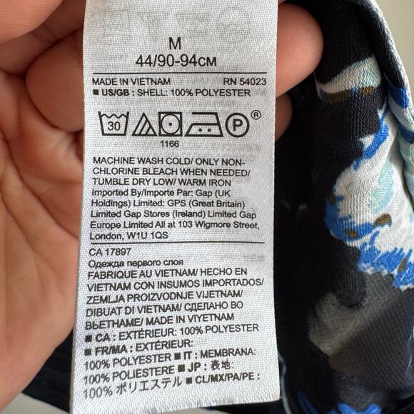 Banana Republic Women's Button Top Medium Floral Sheer Dark Romantic Whimsigoth - Picture 7 of 12